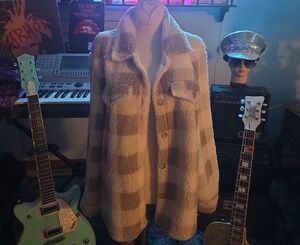Wallflower Cream and Tan Teddy Jacket